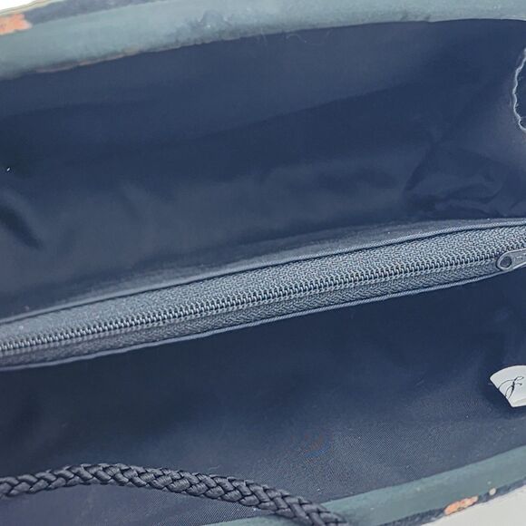 La Regale Vintage Needlepoint Floral Pattern Clutch Bag - Picture 7 of 11